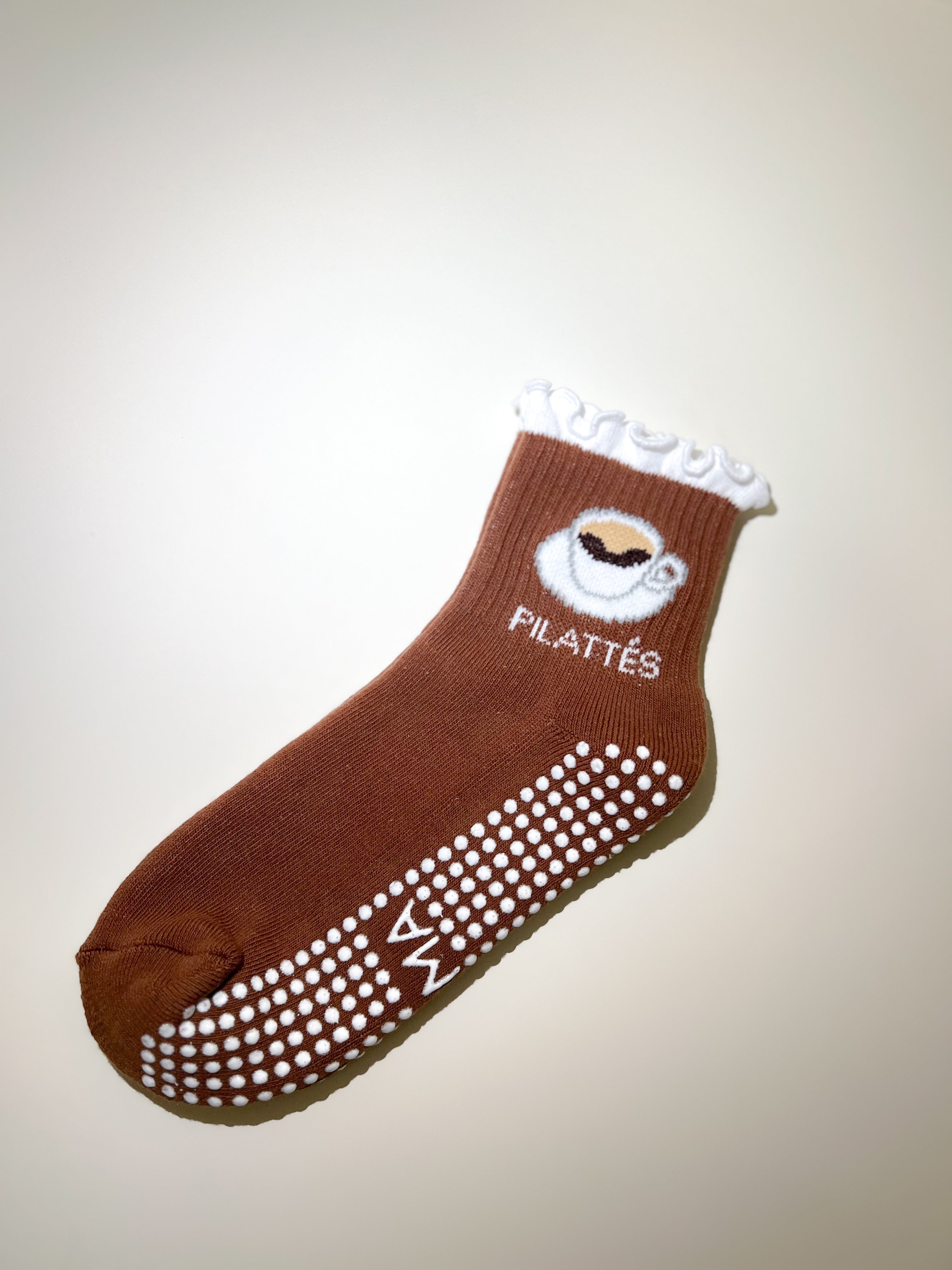"PiLATTÉS" Ruffled Ankle Grip Socks